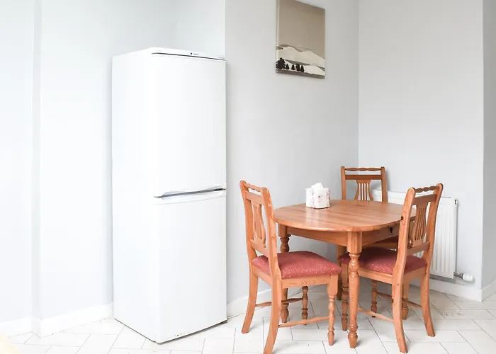 Дом отдыха Delmonte *